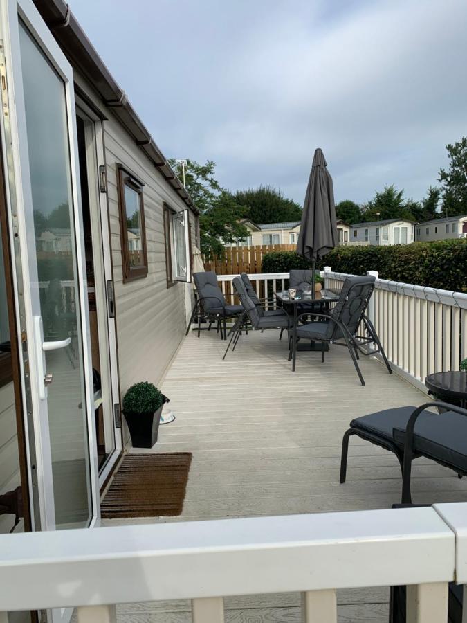Norfolk Caravan Staycation Pet Friendly Belton with Browston Exterior foto